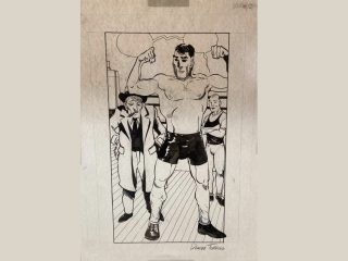 Un disegno originale a china su carta, firmato "Davide Toffolo" in basso a destra. L'illustrazione mostra un'imponente figura maschile, che richiama il pugile Primo Carnera, in piedi al centro della scena mentre flette i bicipiti con i pugni chiusi. L'uomo indossa dei pantaloncini scuri e scarpe da pugile. Alla sua sinistra, un uomo più basso con un cappello e un cappotto lungo fuma un sigaro, il suo manager. Sulla destra, in secondo piano, si intravede un'altra figura maschile con le braccia conserte, il suo allenatore. Sopra la testa dei personaggi sono presenti due fumetti vuoti. Il foglio presenta segni di nastro adesivo in alto e annotazioni a matita sui bordi, tipici di una tavola originale da disegno.